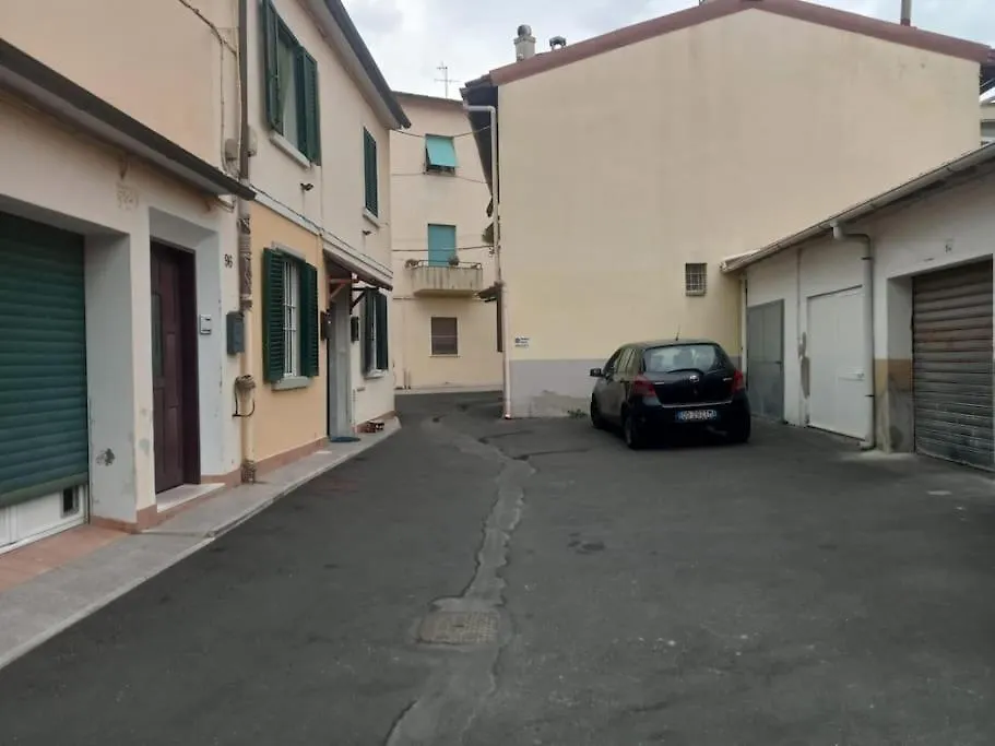 Villa Voltina Livorno Apartment
